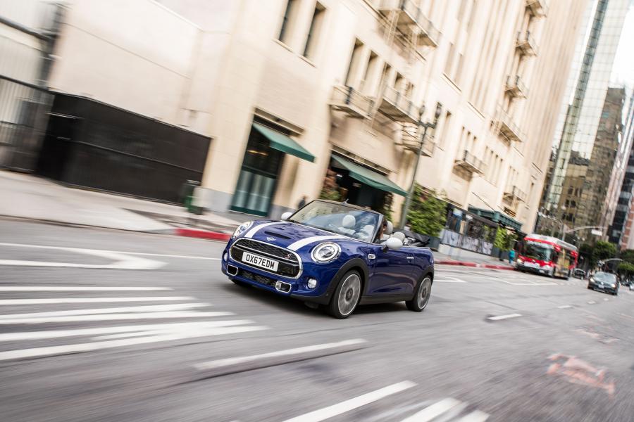  Mini Cooper S Cabrio (F57) 2018 года  (WW) (фото 152 из 222)
